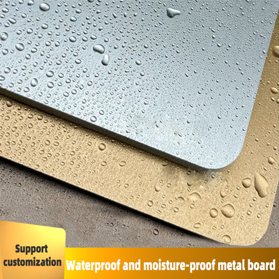 Qualità Il legno di metallo impiallaccia i pannelli di parete decorativi ignifugi impermeabili solidi del PVC Fabbrica