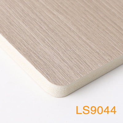 Qualità Pannelli di legno dell'impiallacciatura di legno del grano del carbone dell'amministrazione del bordo di bambù della parete Fabbrica