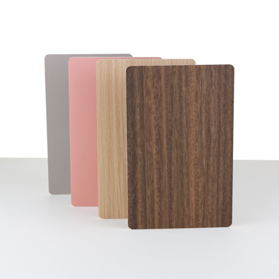 Qualità Prova di legno della muffa dei pannelli di parete del grano di Crystal Bamboo Charcoal Wood Veneer del carbonio Fabbrica