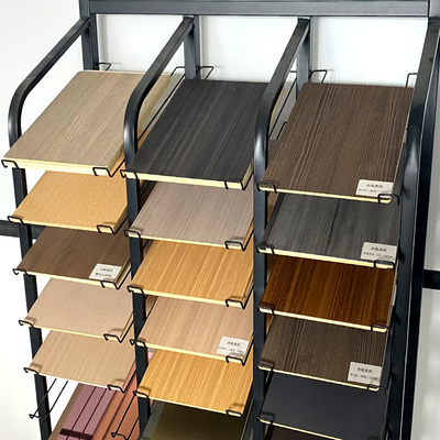 Qualità Pannelli di parete di bambù dell'interno decorativi dell'interno del grano di legno del carbone dei pannelli di parete del PVC Fabbrica
