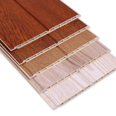 Qualità Il composto di plastica di legno antimicrobico WPC ha scanalato nella resistenza UV del pannello di parete Fabbrica